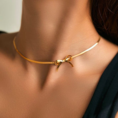Freya Bow Necklace