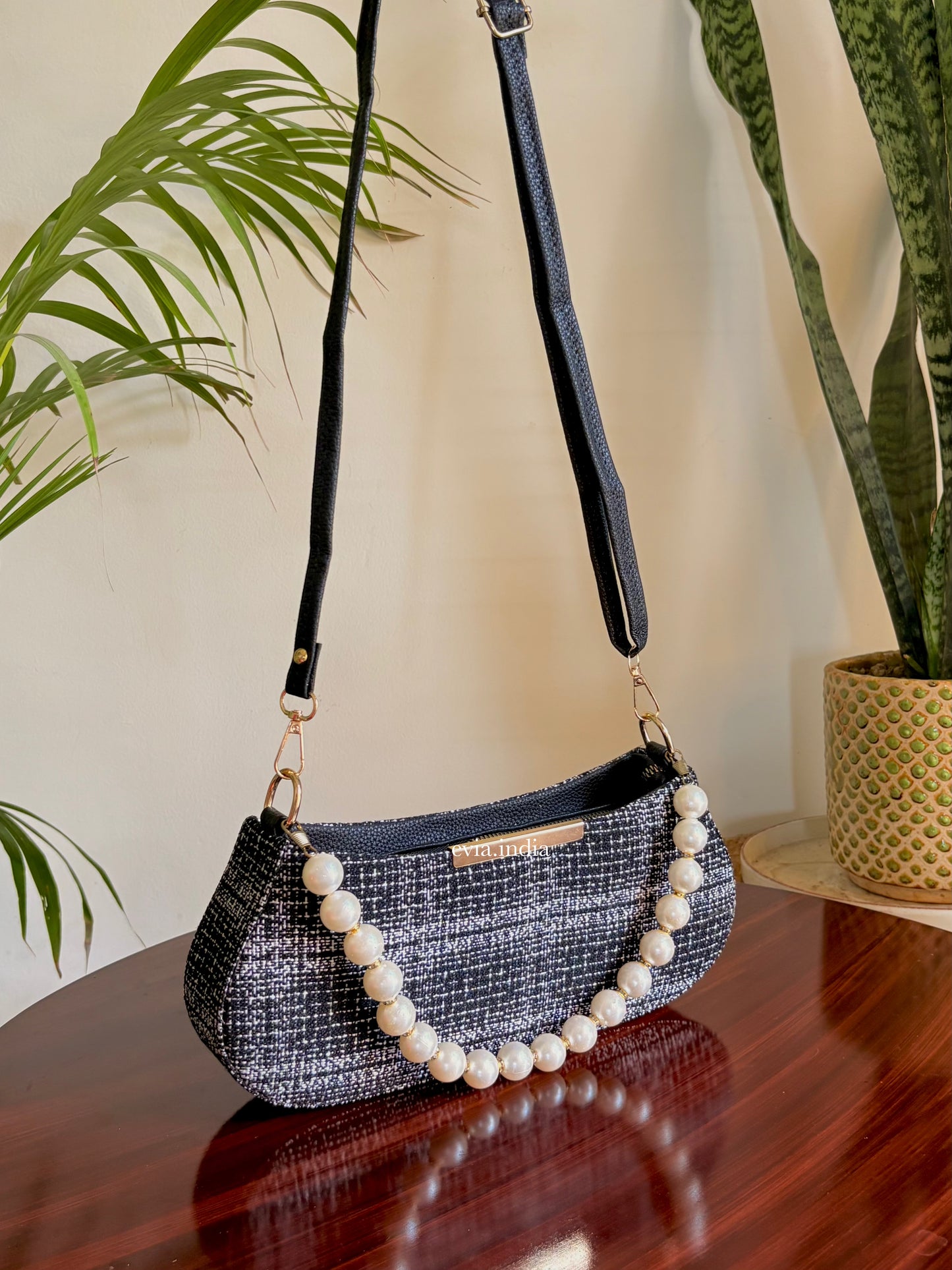 Paloma Baguette Bag