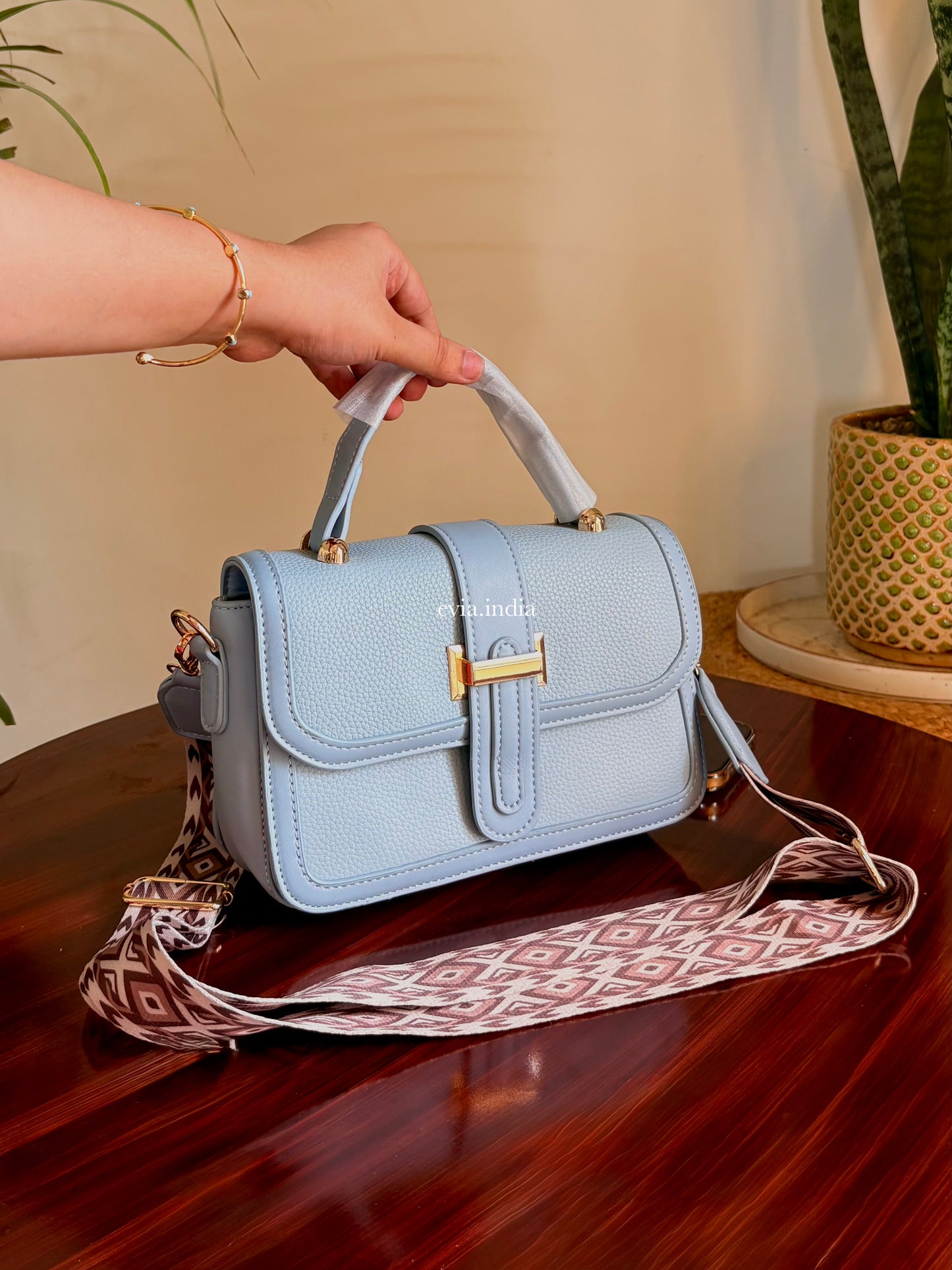 Idaya Cross-Body Bag