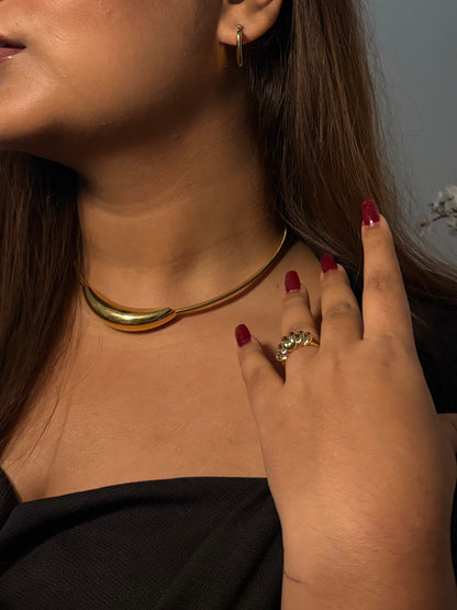 Vera Choker Necklace