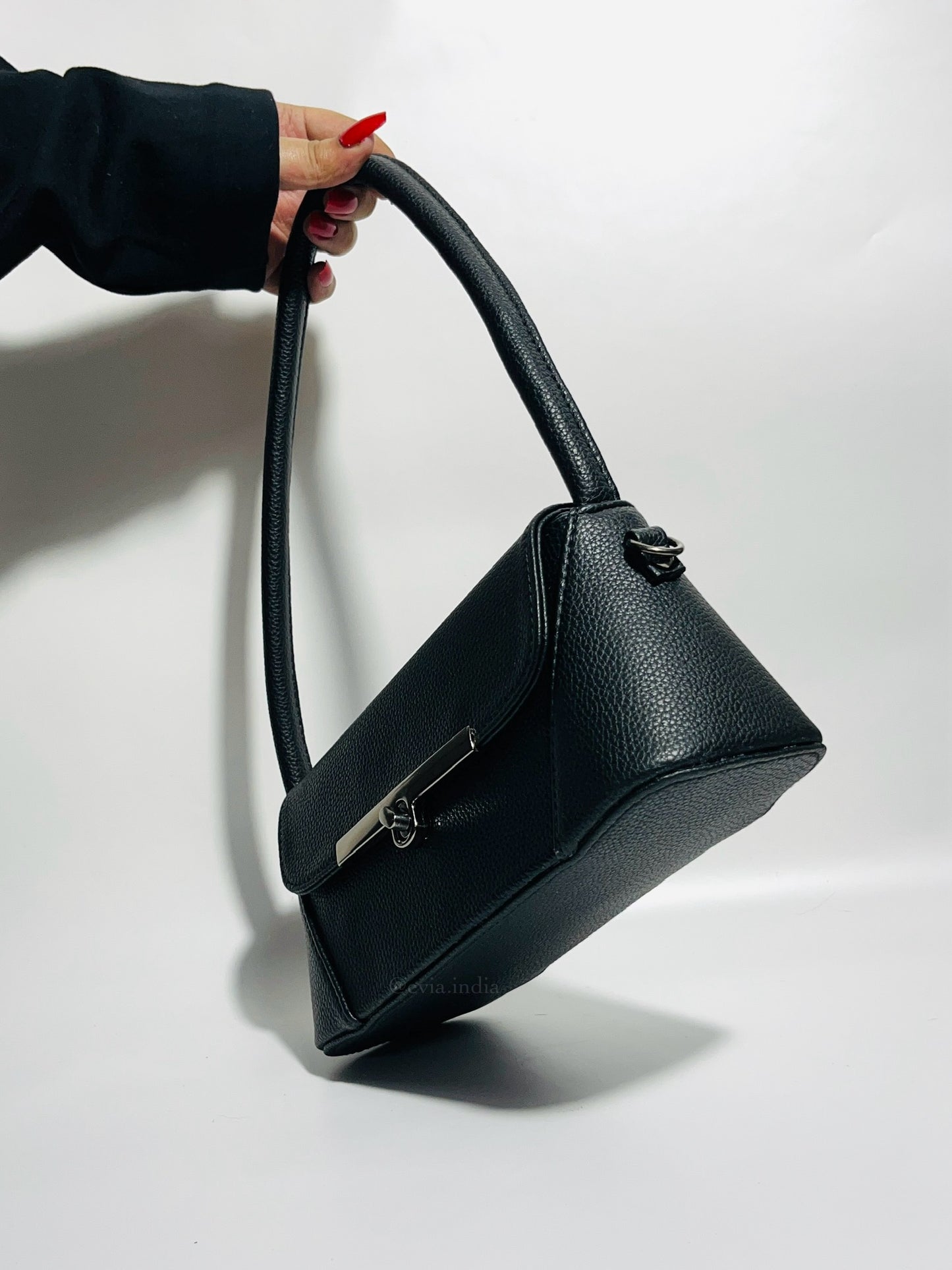 Isabellla Baguette Bag