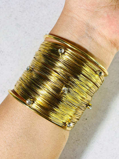 Victoria Statement Cuff-Bracelet